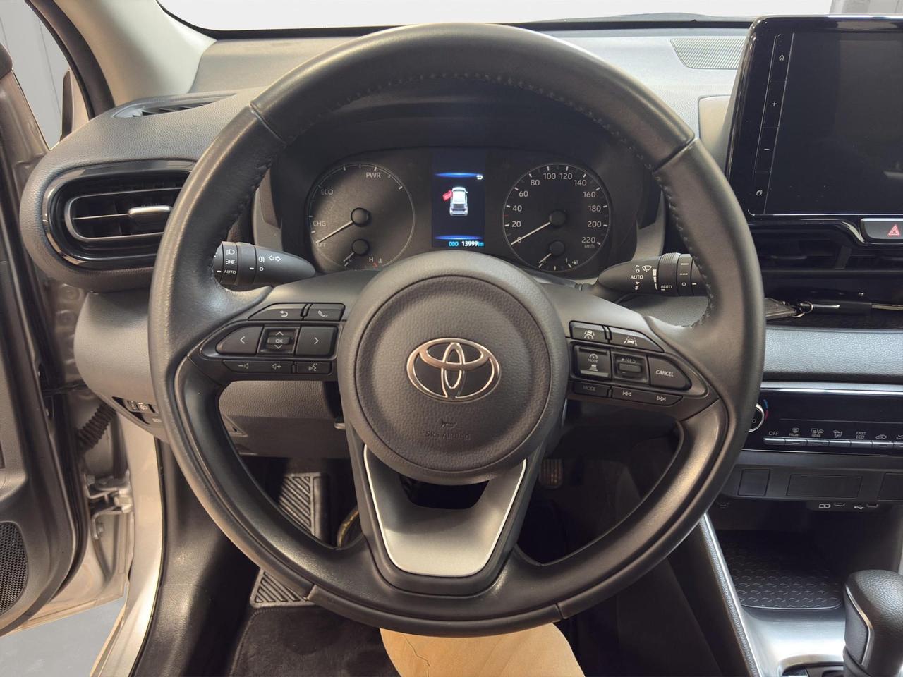 Toyota Yaris 1.5h Active
