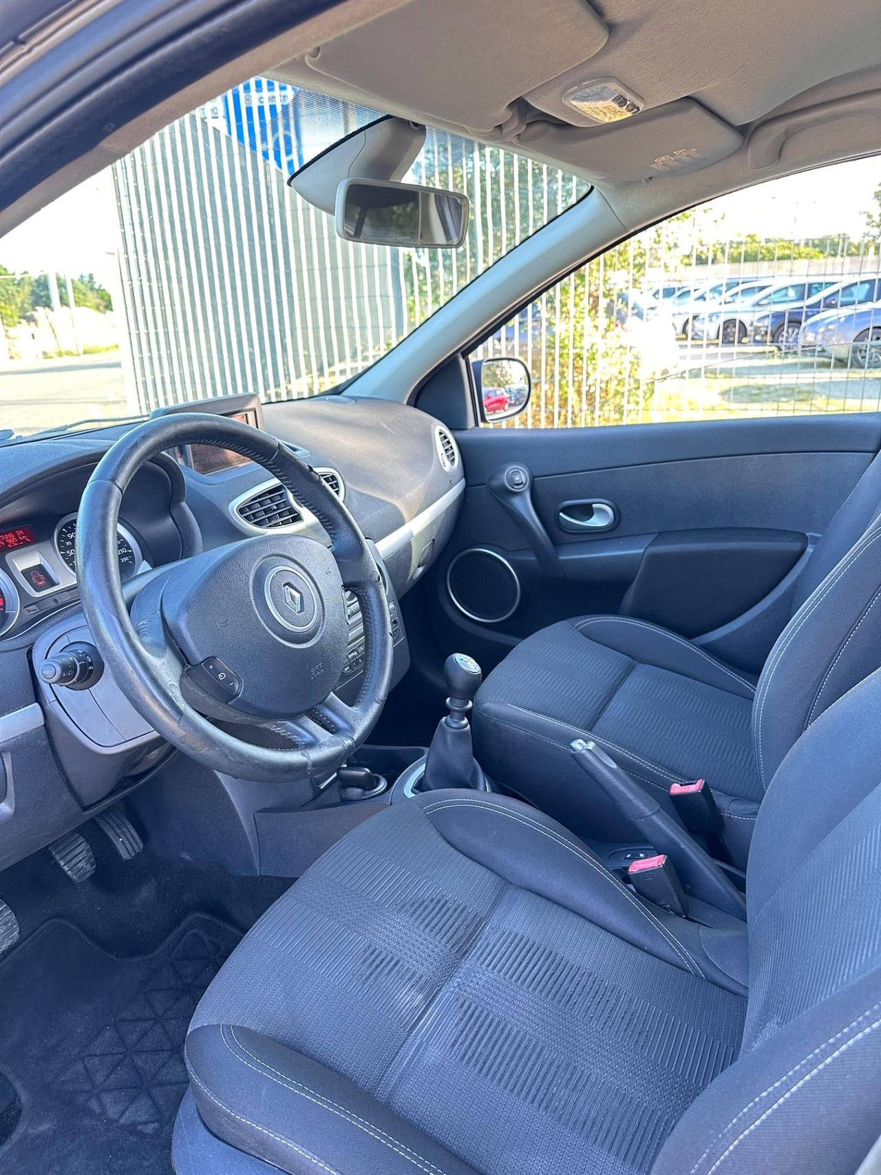 Renault Clio 1.5 dCi 85CV SporTour TomTom-2009
