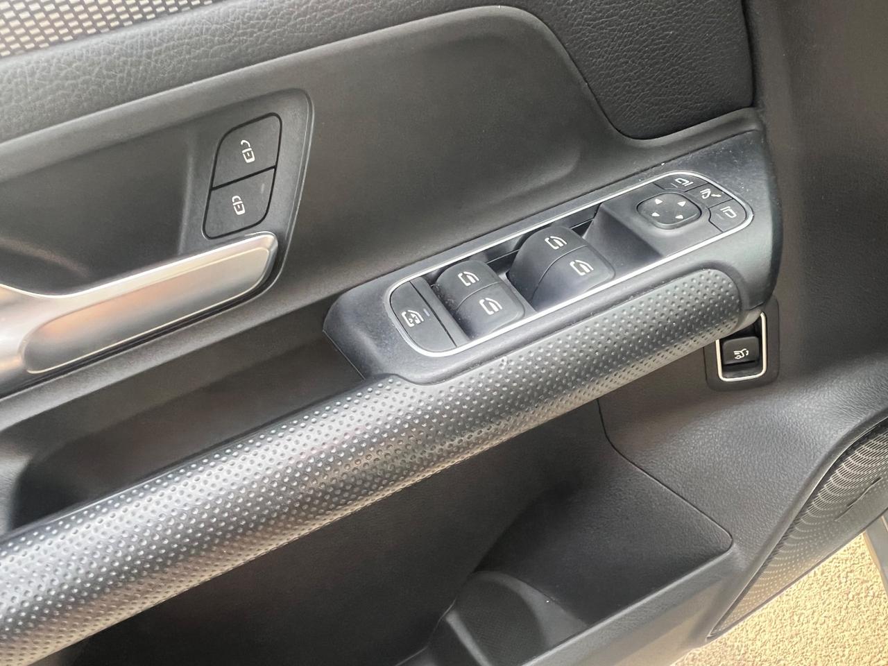 Mercedes-benz B 180 d Automatic Premium