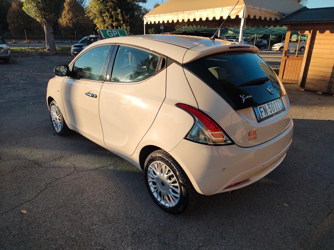 Lancia Ypsilon 1.2 , GPL, 5 PORTE ECOCHIC ELLE OK NEOPATENTATI, GARANZIA L.12 MESI