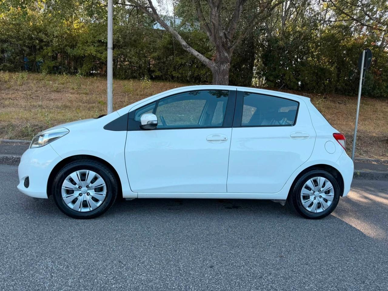 Toyota Yaris 1.0 5 PORTE LOUNGE GPL
