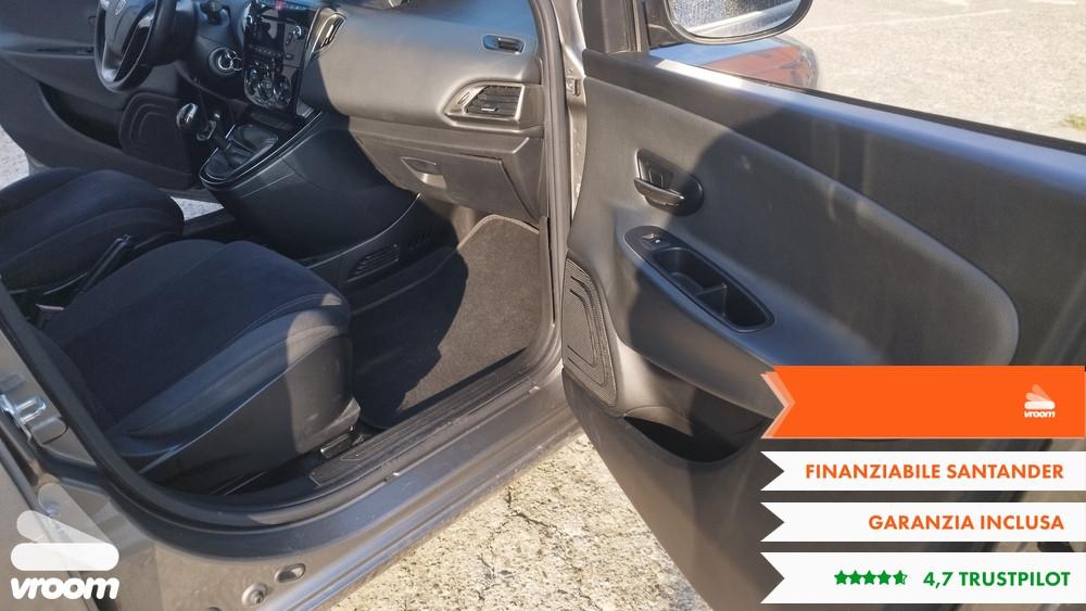 LANCIA Ypsilon 3ª serie Ypsilon 1.2 69 CV 5 po...