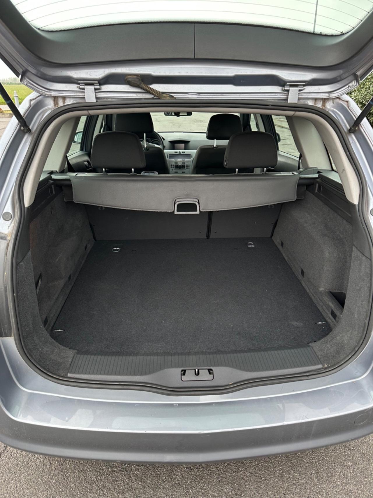 Opel Astra 1.7 CDTI 110CV Station Wagon Cosmo