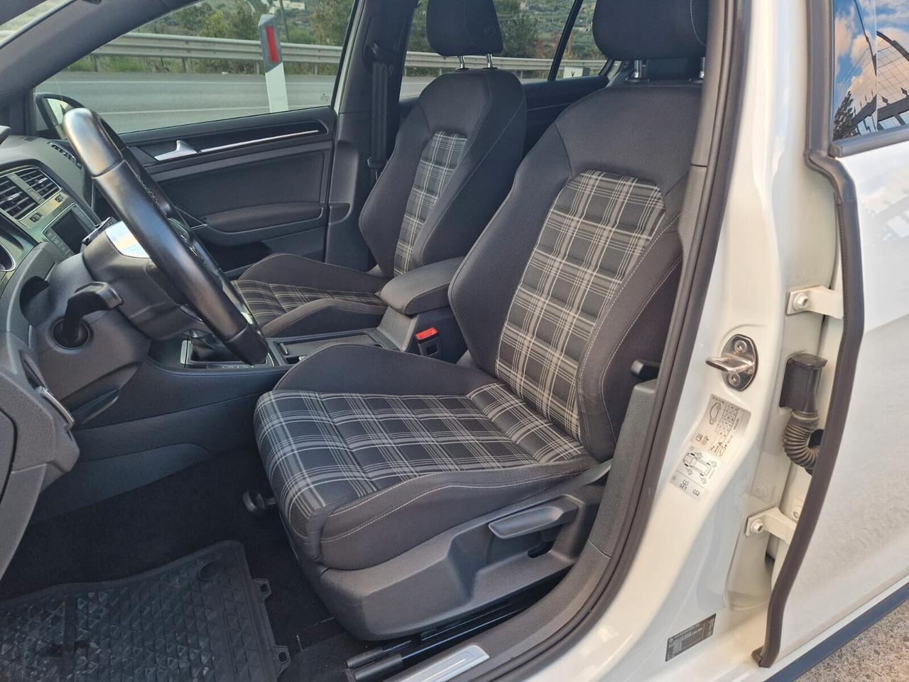 Volkswagen Golf 7..5 GTD 2.0 TDI 184cv