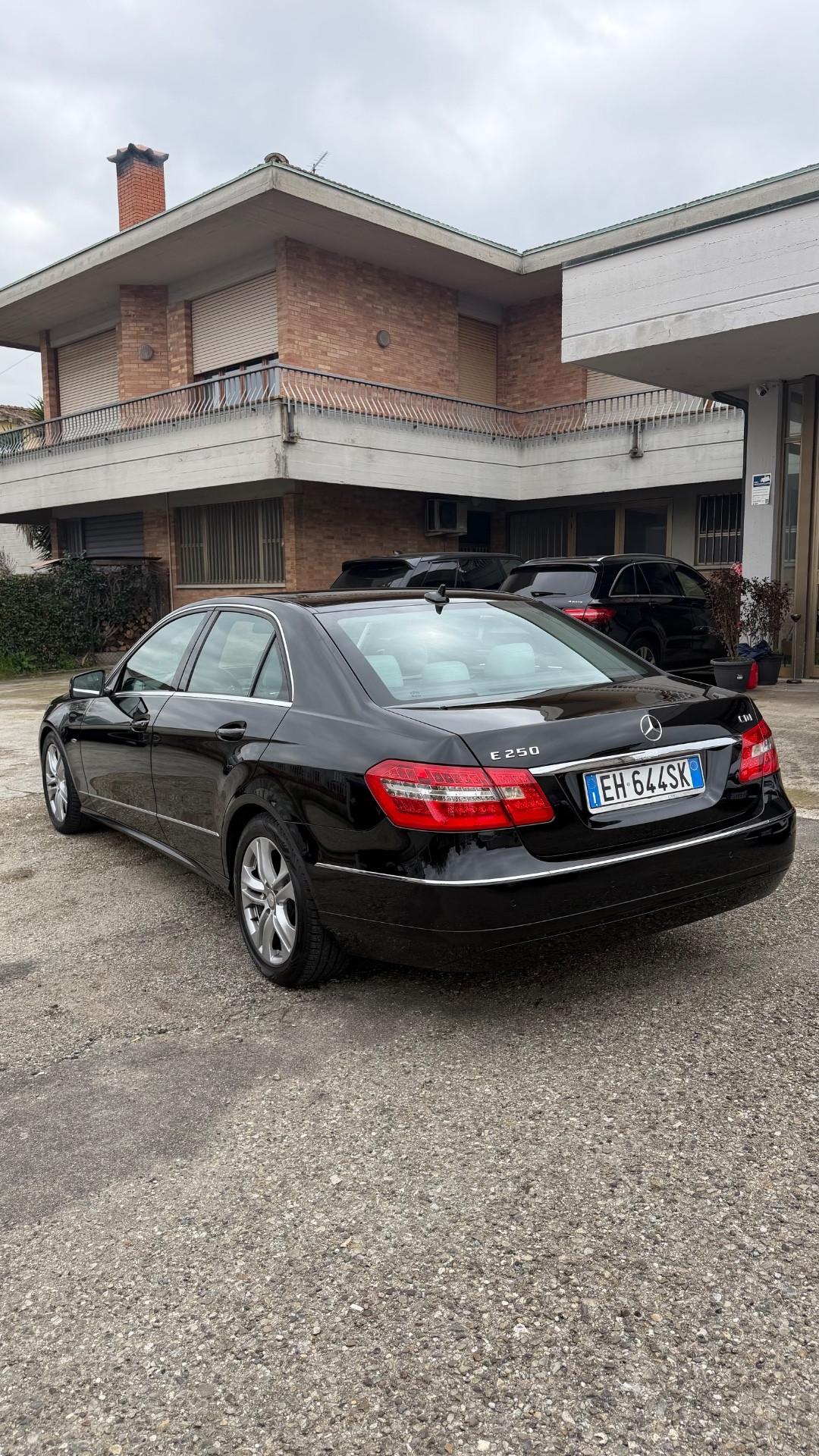 Mercedes-benz E 250 CDI BlueEFFICIENCY Avantgarde