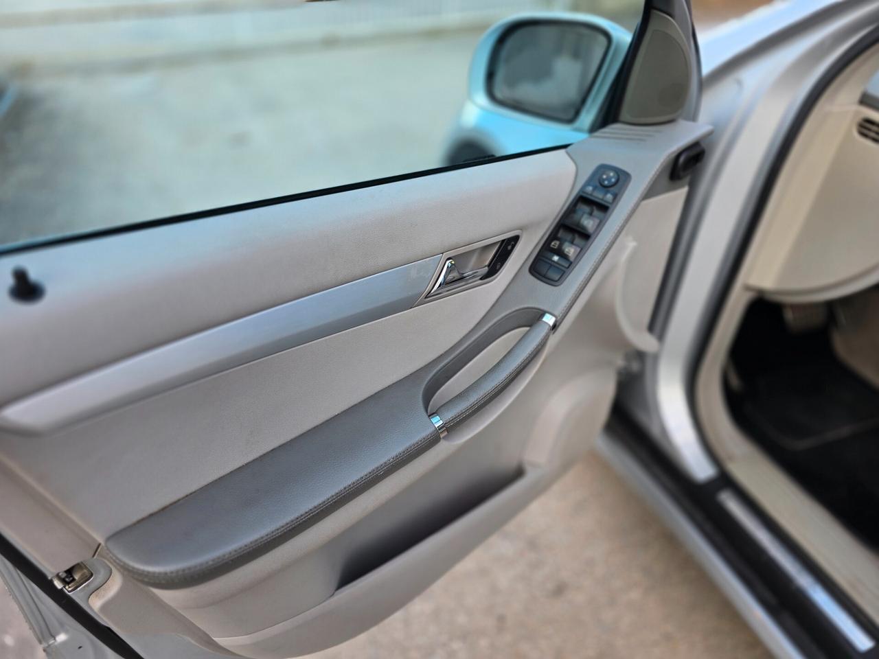 Mercedes-benz R 300 R 300 CDI 4Matic Sport