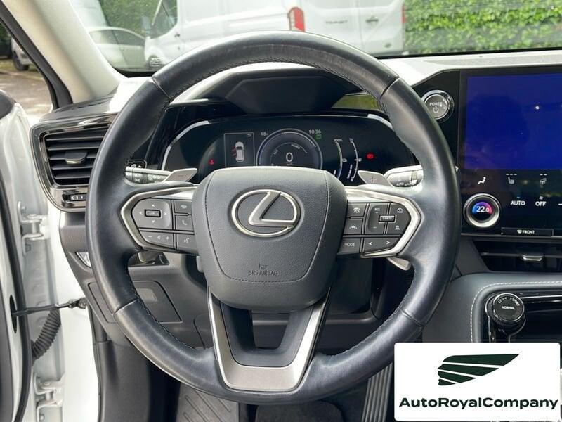 Lexus NX Plug-in Premium 4WD MY22