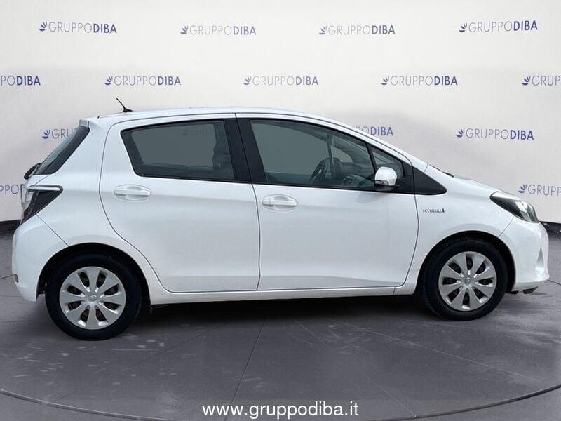 Toyota Yaris III 2011 Benzina 5p 1.5h Lounge