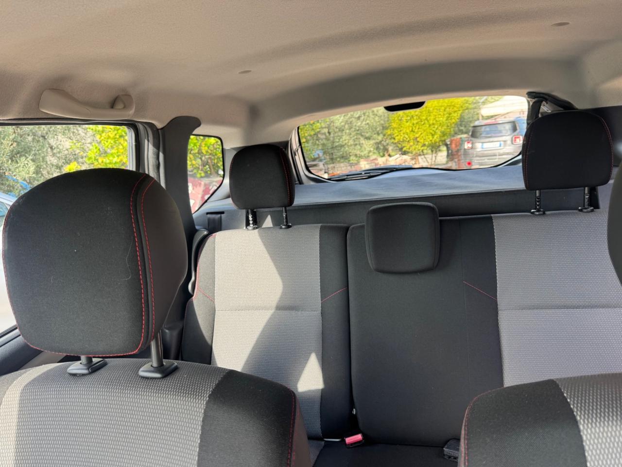 Dacia Duster 1.5 dCi 110CV 4x2 GANCIO DI TRAINO