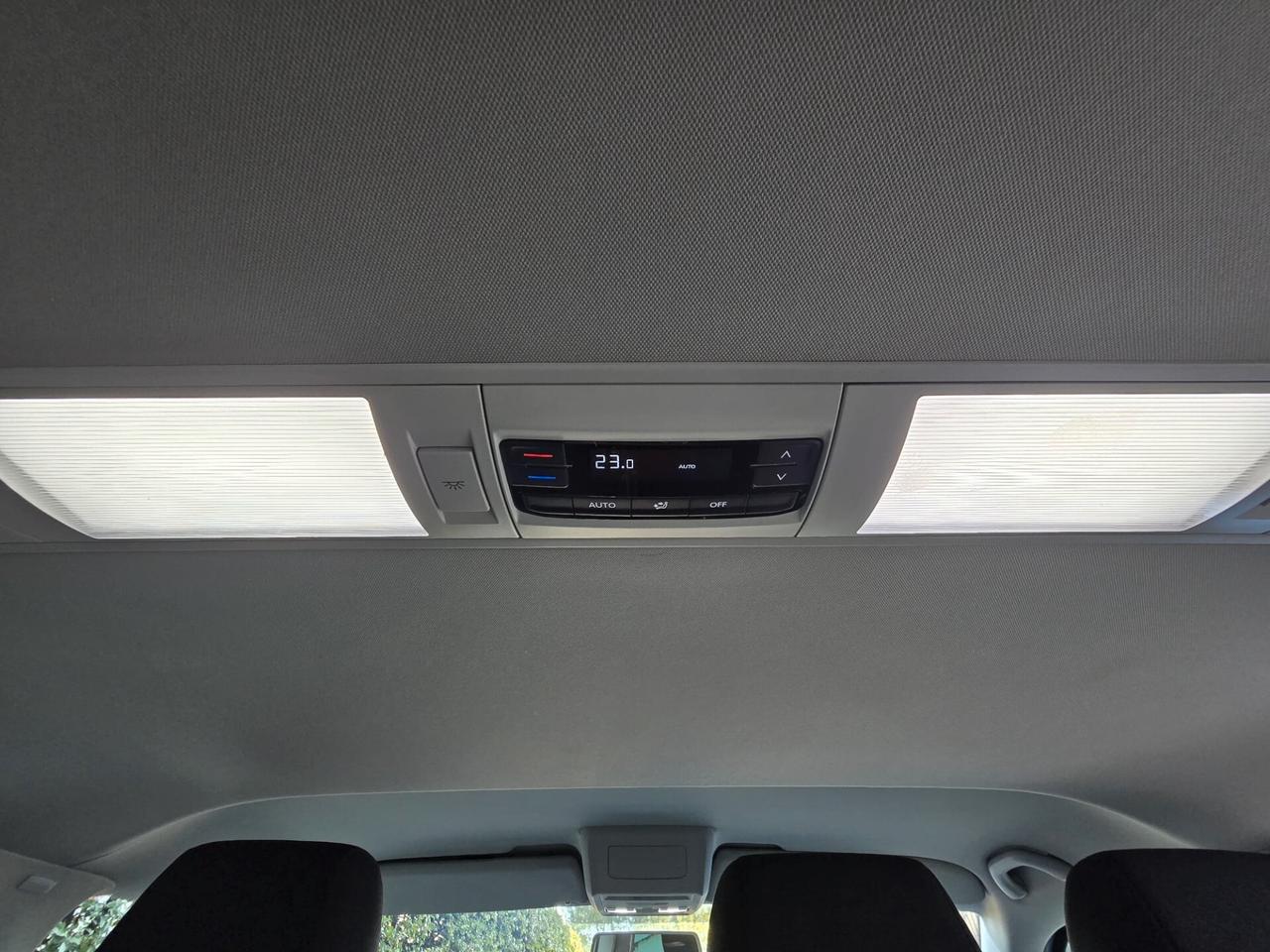 Volkswagen Caravelle 2.0 TDI 150CV DSG PC Comfortline