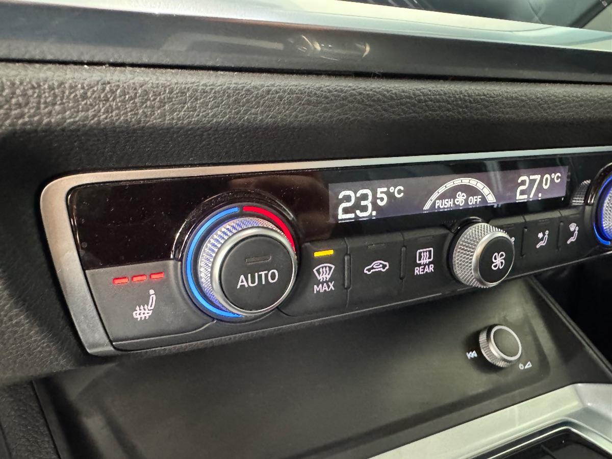 AUDI Q3 35TDI S tronic Business UNICO PROP/ MATRIX