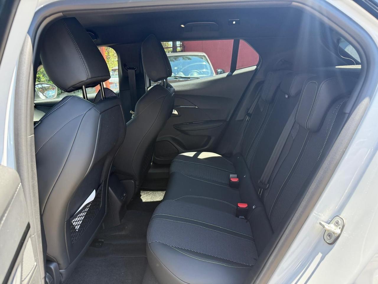 Peugeot 2008 Hybrid 145 e-DCS6 GT *PROMO*