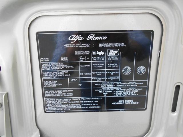 ALFA ROMEO 75 1.6