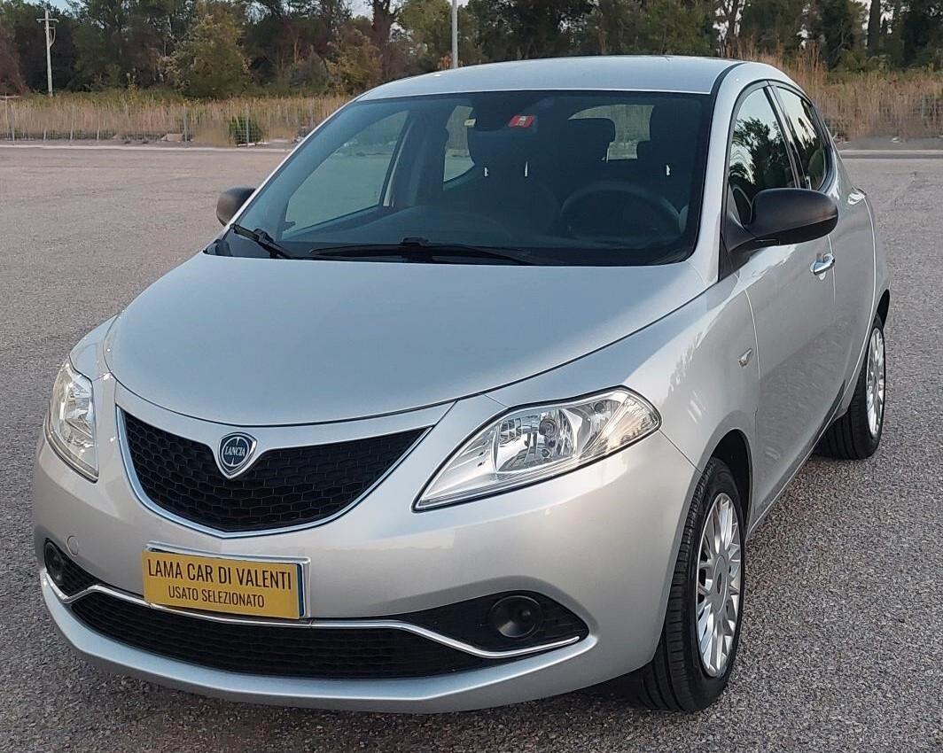 LANCIA YPSILON 1.2-UNICO PROPRIETARIO-NEOPATENTATI
