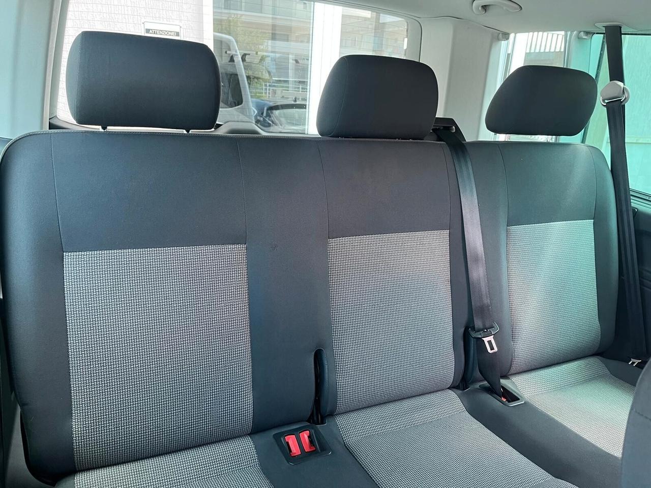 Volkswagen Transporter Caravelle 2.0 BiTDI 180CV 4 Motion PC Comfortline