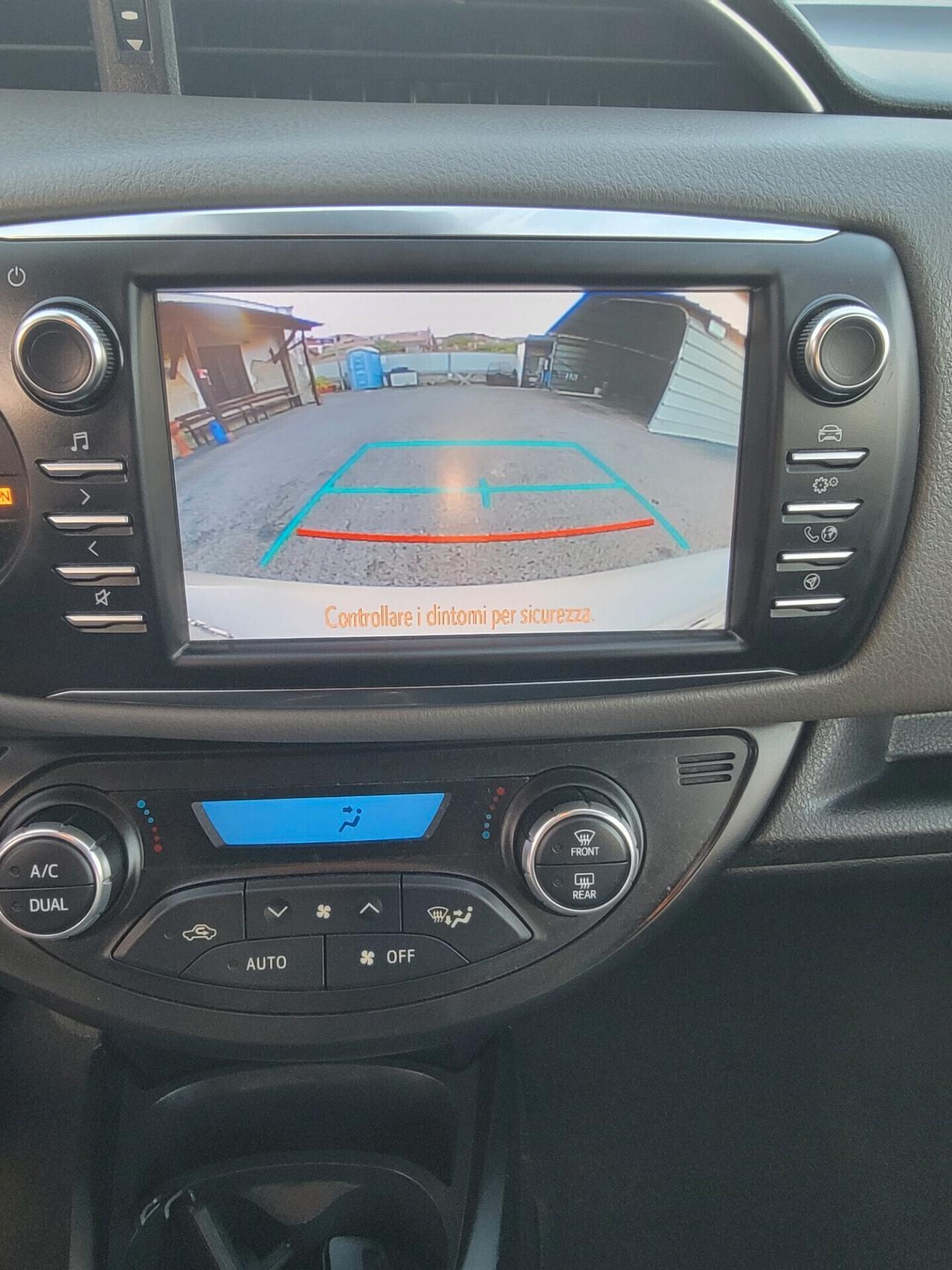 Toyota Yaris 1.5 Hybrid Active solo 62 mila km !