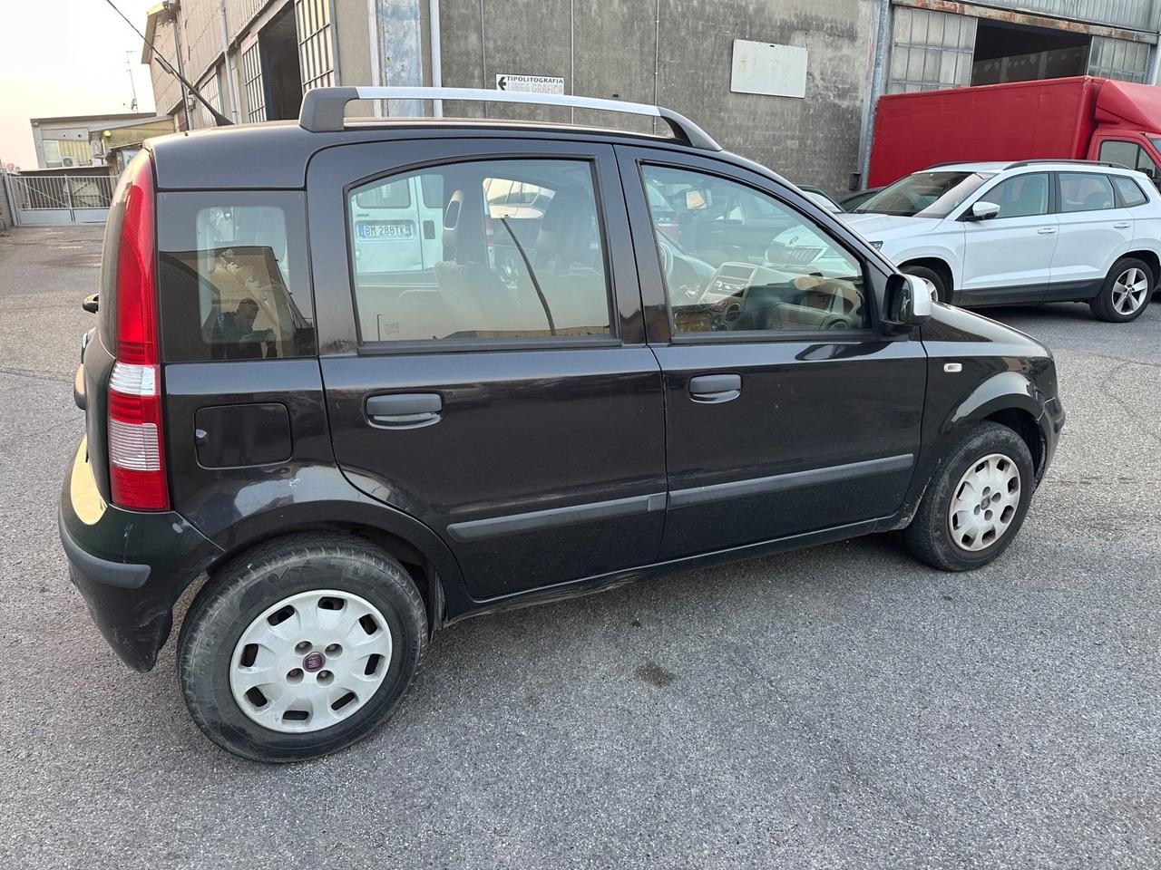 FIAT PANDA 1,2 BENZINA NEOPATENTATI