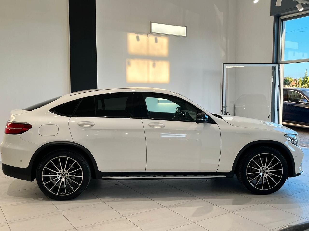 MERCEDES GLC 220 D 4MATIC COUPE' AMG PREMIUM
