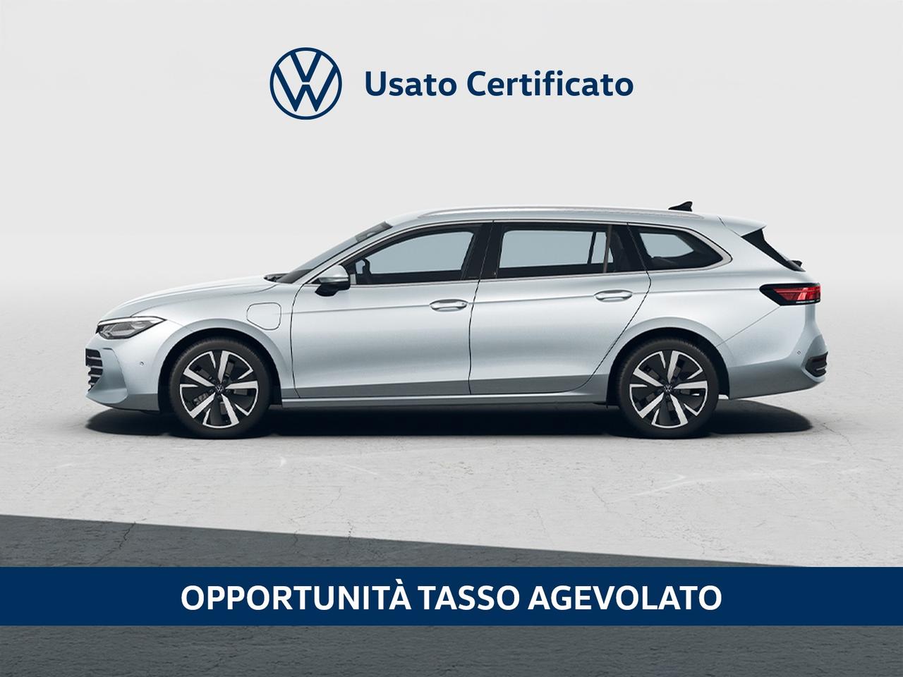 Volkswagen Passat 1.5 tsi ehybrid business 204cv dsg