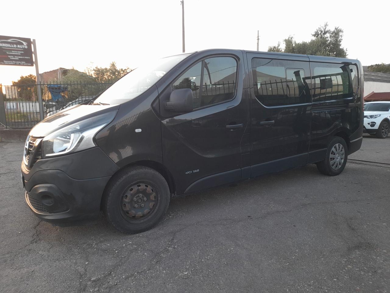 Nissan NV300 27 1.6 dCi 120CV PC-TN Bus M1