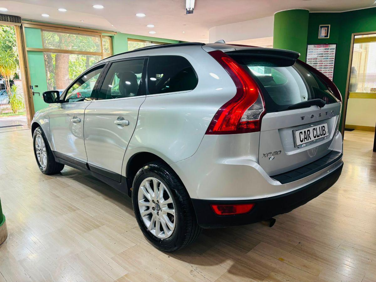 Volvo XC60 2.4 D5 Automatica AWD Tetto Summum