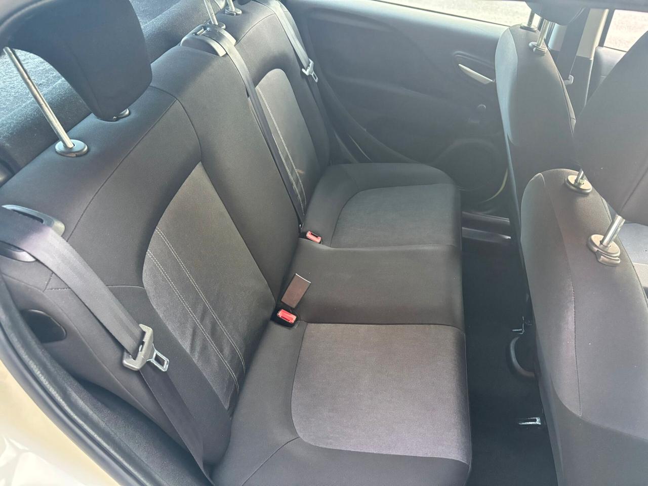 FIAT PUNTO 2013 BENZ/METANO