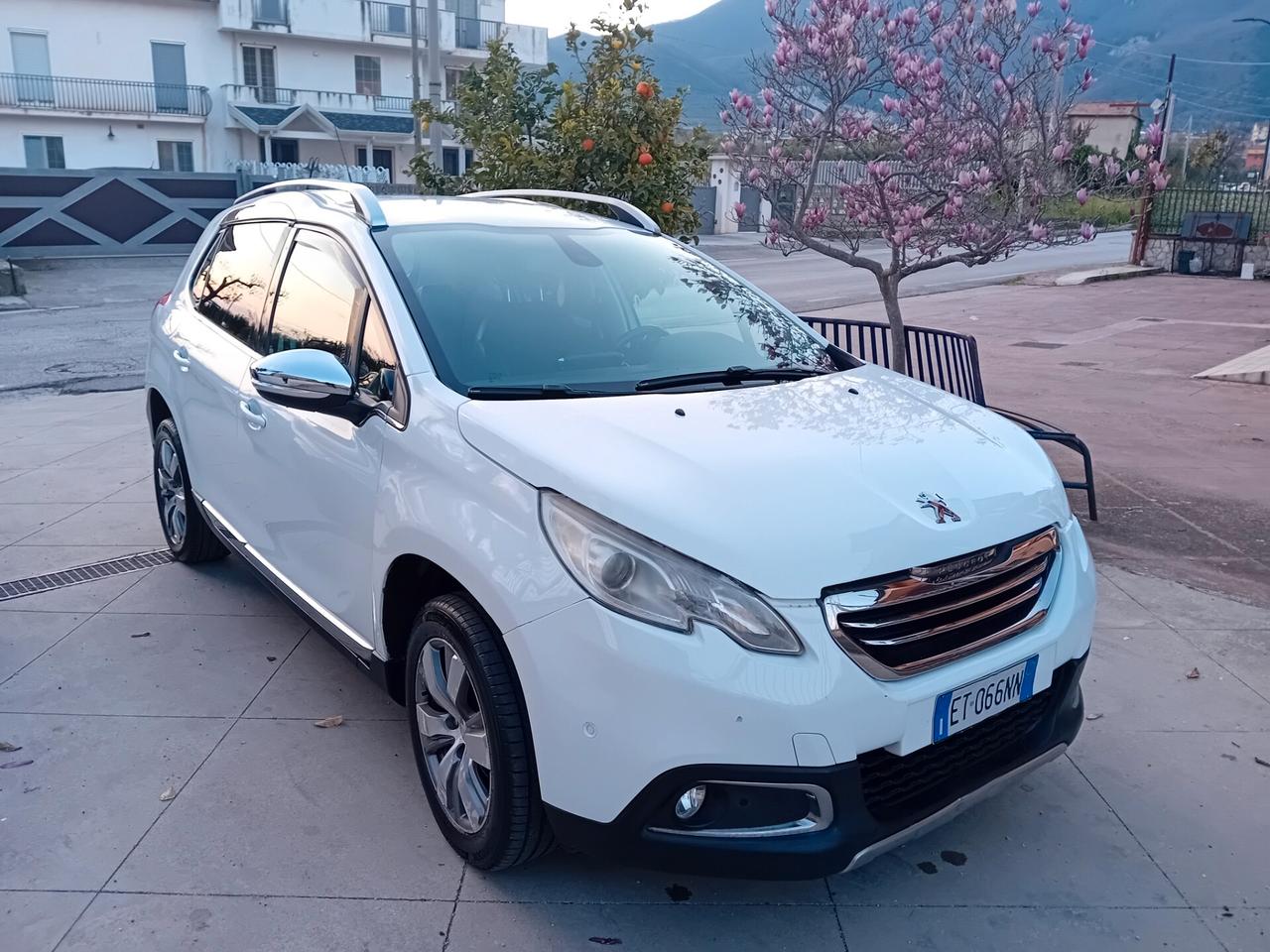 Peugeot 2008 1.6 e-HDi 92 CV Stop&Start Allure