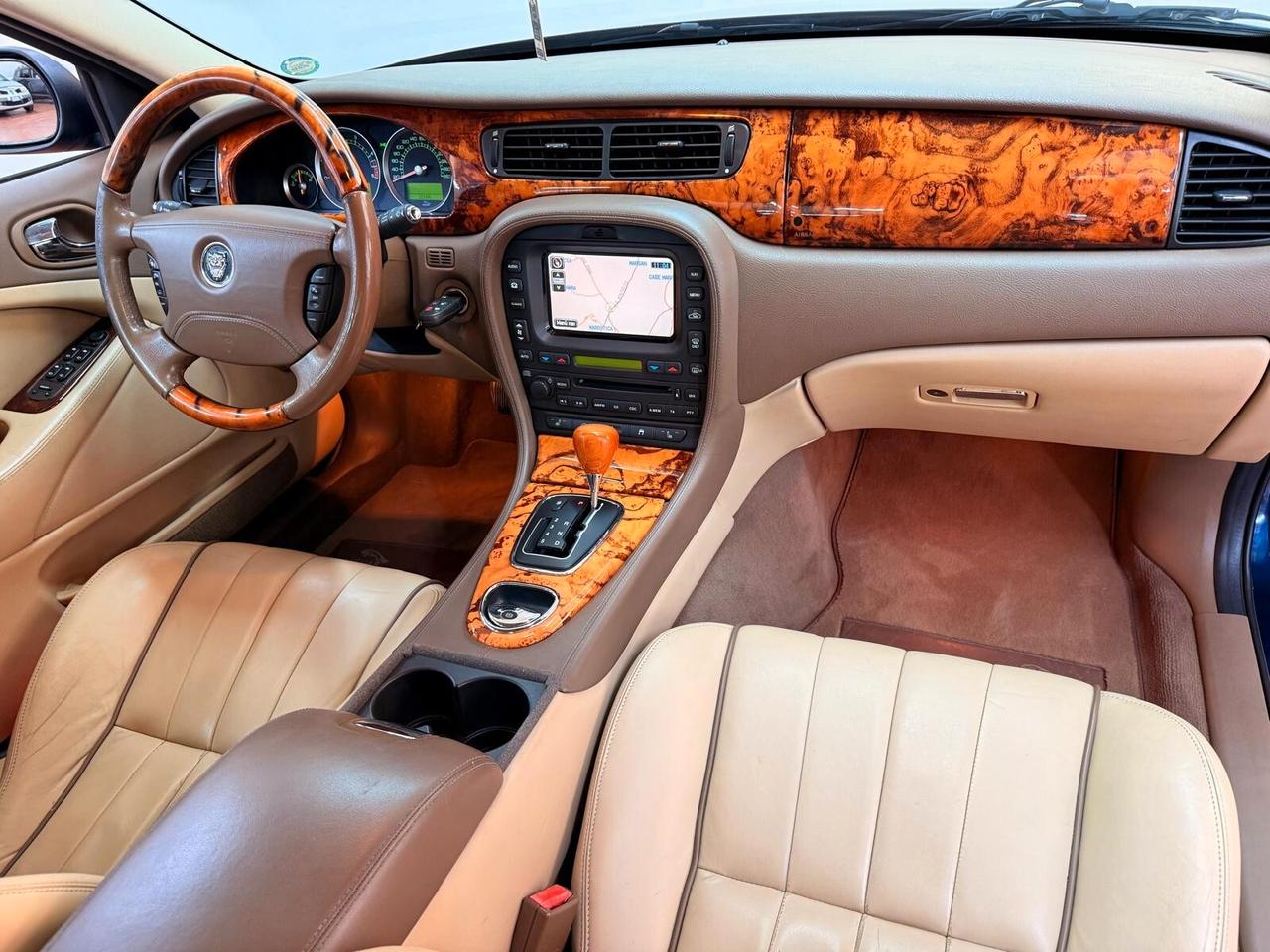 Jaguar S-Type 2.7 diesel V6 Executive Luxury