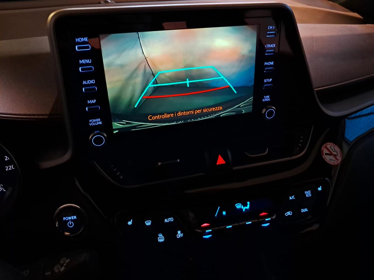 Toyota C-HR 1.8 Hybrid E-CVT Business