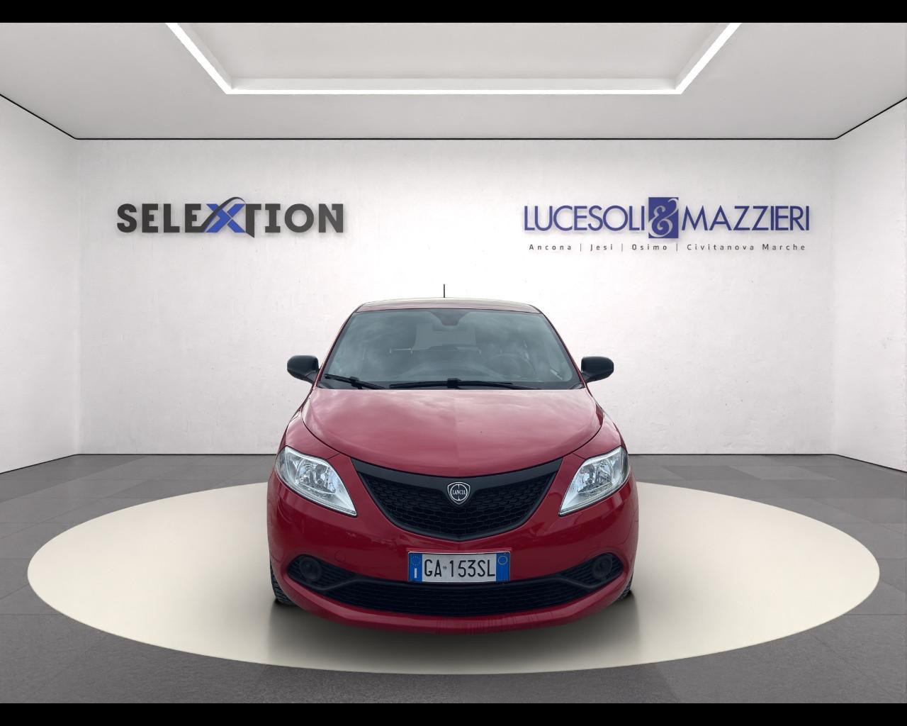 LANCIA Ypsilon 3ª serie - Ypsilon 1.0 FireFly 5 porte S&S Hybrid Ecochic Silver