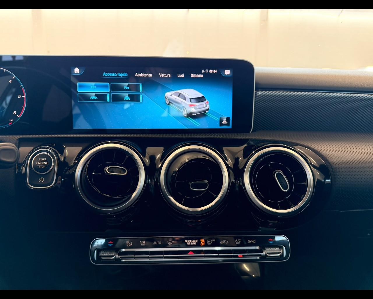 Mercedes-Benz Classe A (W177) - A 180 d Automatic Sport