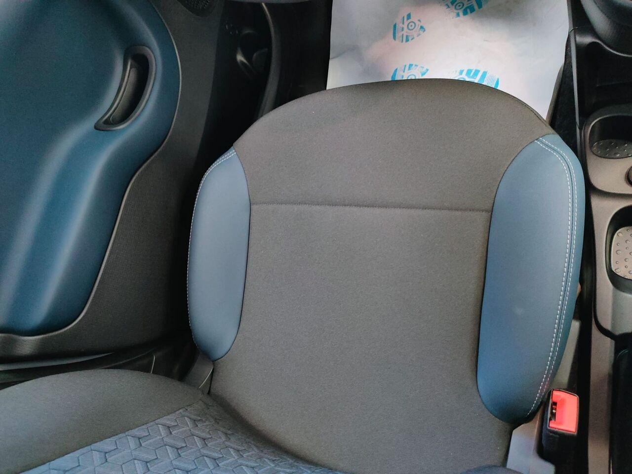 FIAT Panda III - Panda 1.0 firefly hybrid City Cross s&s 70cv