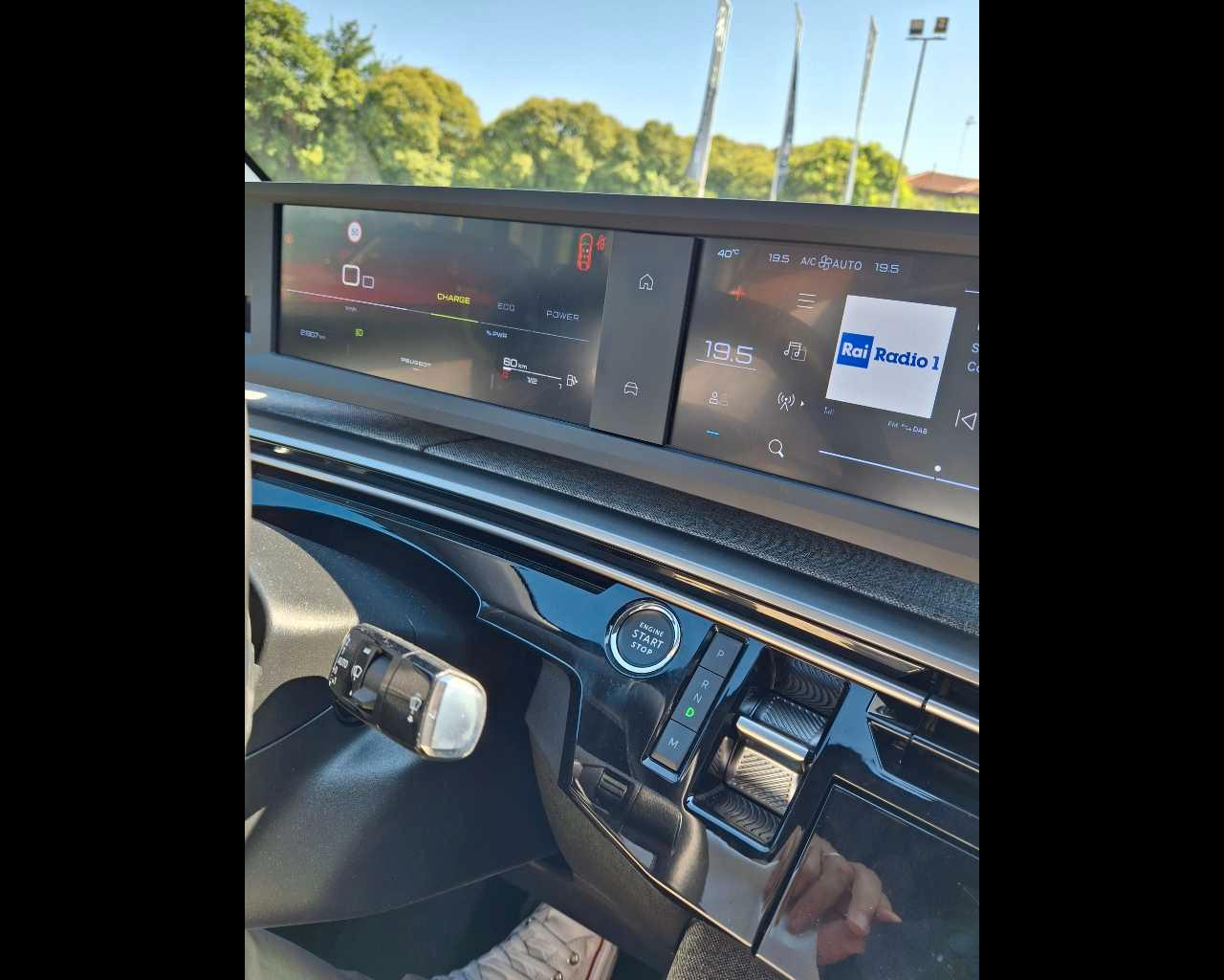 PEUGEOT Nuova 3008 ALLURE - Hybrid 136 E-DCS6