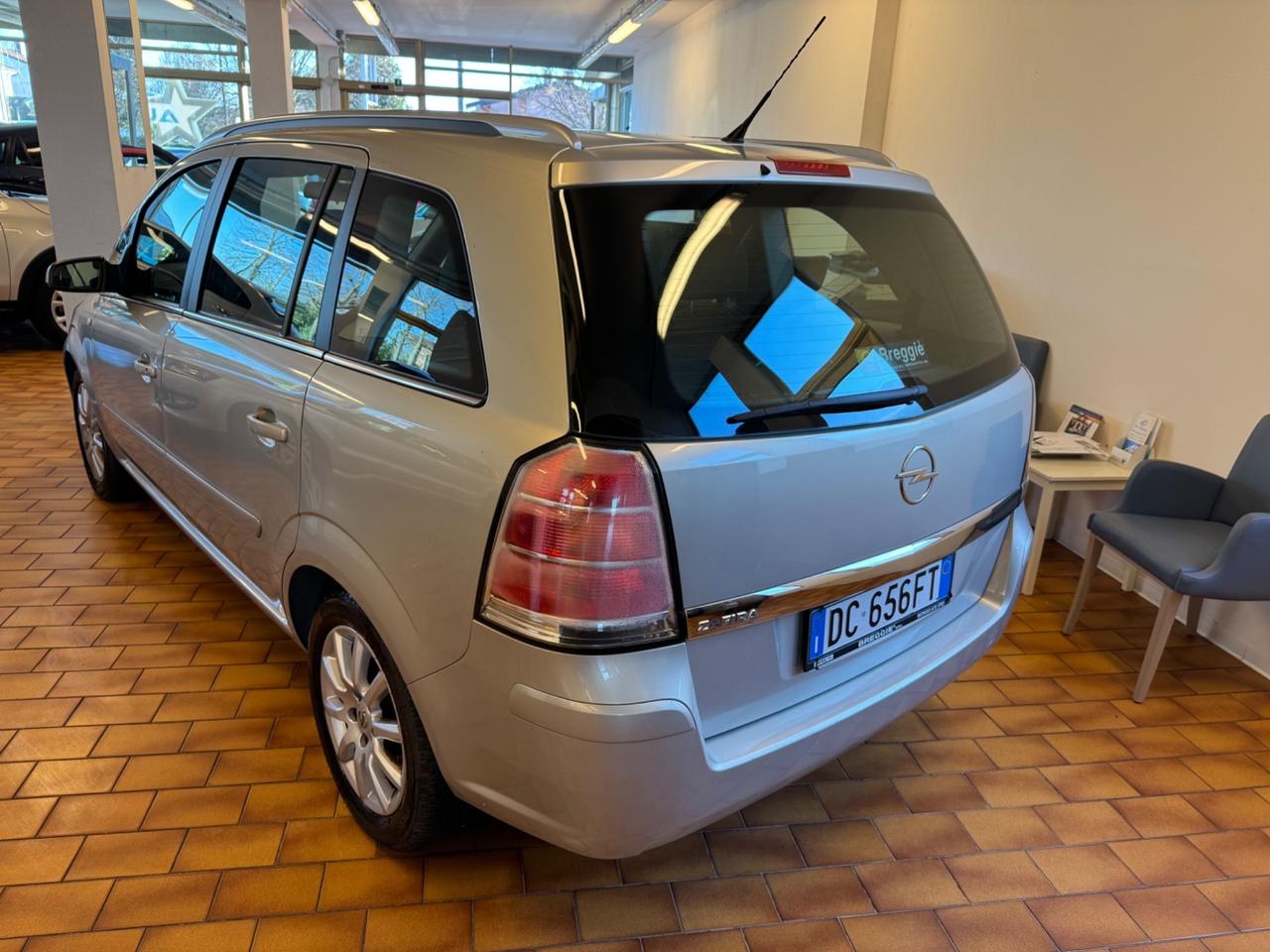 Opel Zafira 1.6 BENZINA 7 POSTI OK NEO