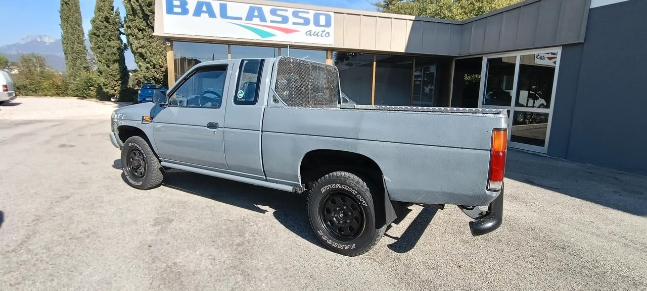 Nissan Pick Up 2.5 diesel 2 porte King Cab