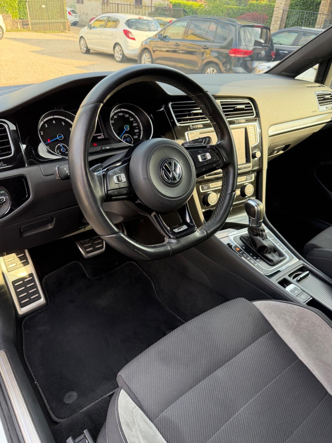 Volkswagen Golf R 2.0 TSI DSG 4MOTION 5p. BMT