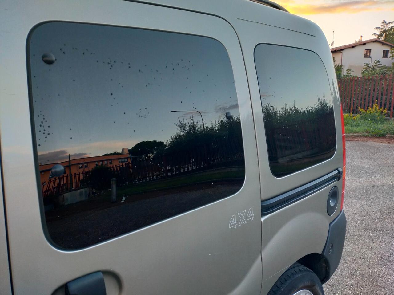 Renault kangoo 1.9 dci 4x4 adatta per neopatentati