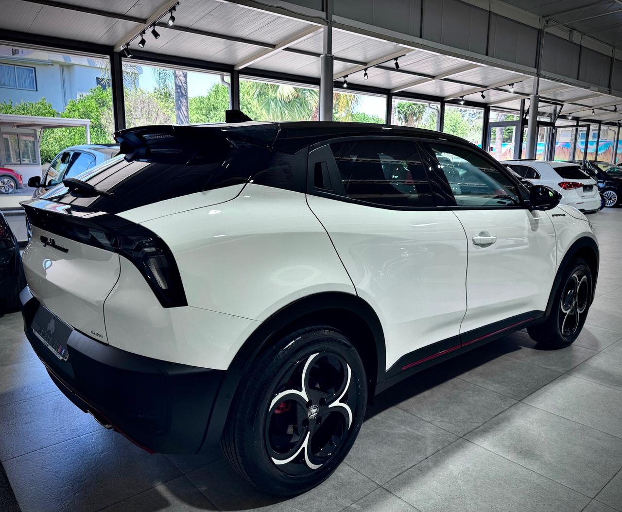 Alfa Romeo Junior 1.2 136 CV Hybrid eDCT6 Speciale