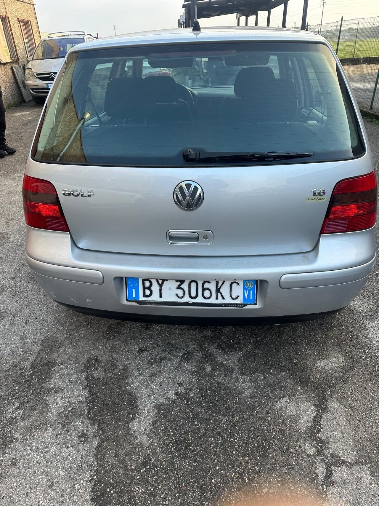 Volkswagen Golf 1.6 16V cat 5 porte Comfortline