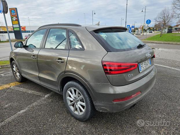 AUDI Q3 2.0 TDI Business