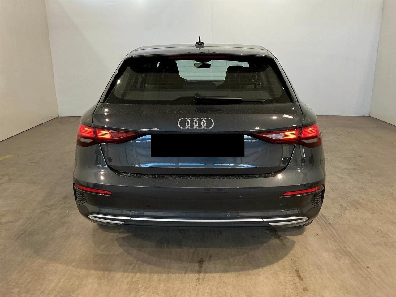 Audi A3 sportback 35 TDI S tronic / PELLE / CAMERA / NAVI