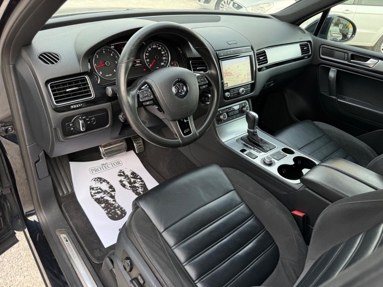 Volkswagen Touareg 3.0 TDI 262 CV R-Line