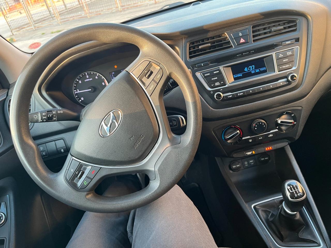 STUPENDA Hyundai i20 Diesel 1.1 CRDI (KM ORIGINALI)
