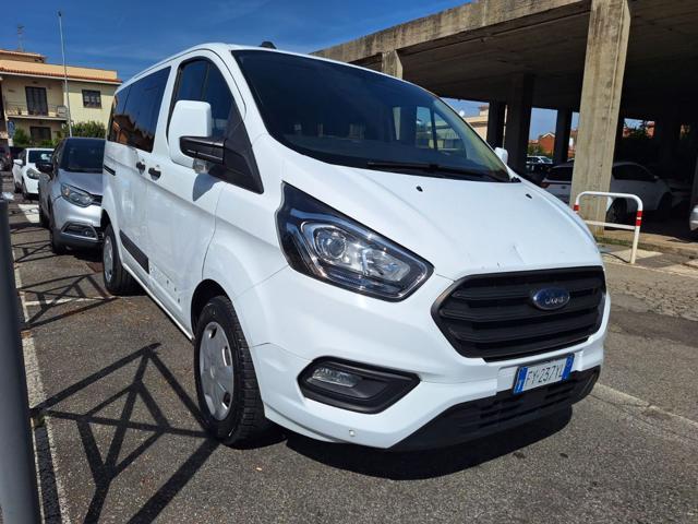 FORD Tourneo Custom 2.0 TDCi 130CV PC 8posti - UNIPRO TAGLIANDATA