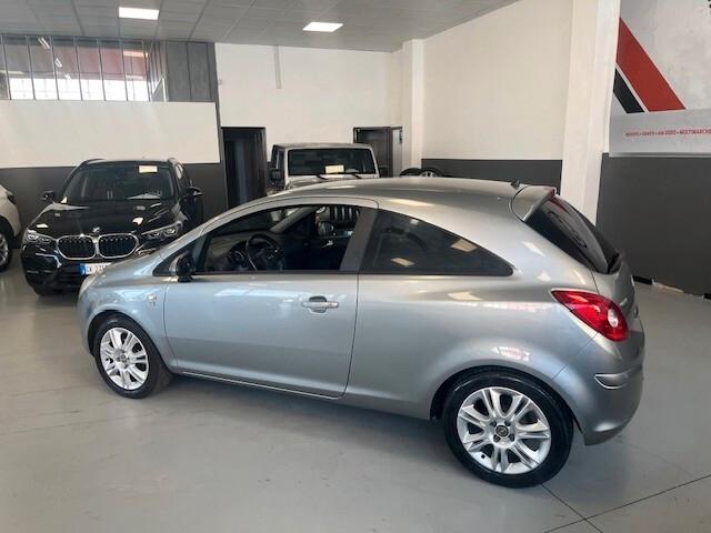 Opel Corsa 1.0 12V 3 porte Elective