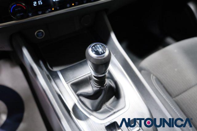 NISSAN Qashqai MHEV 140 CV ACENTA FULL LED
