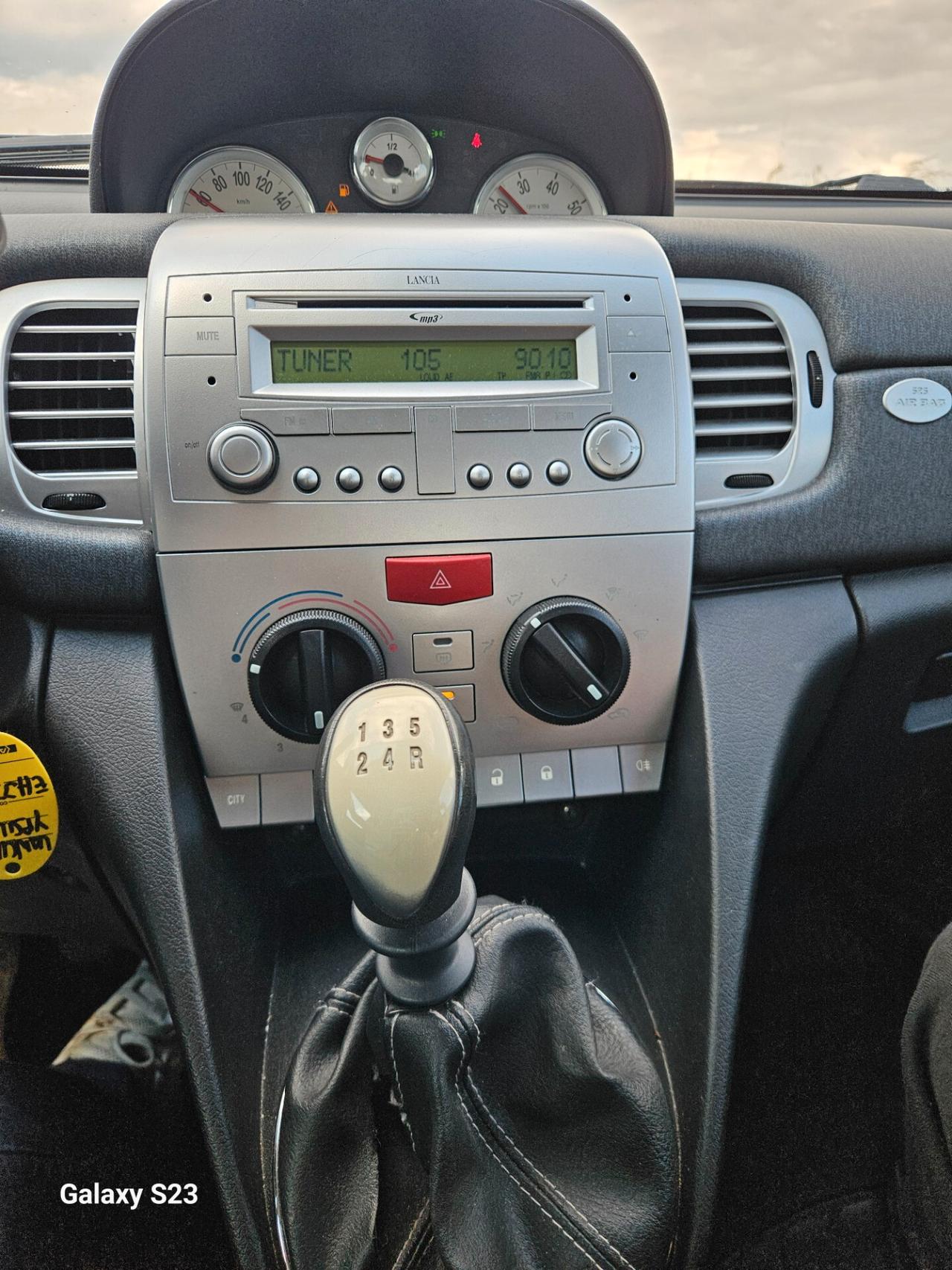 Lancia Ypsilon 1.2 69 CV Diva