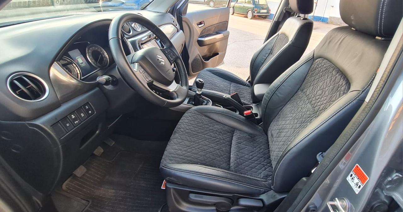 Suzuki Vitara 1.4 Hybrid Top