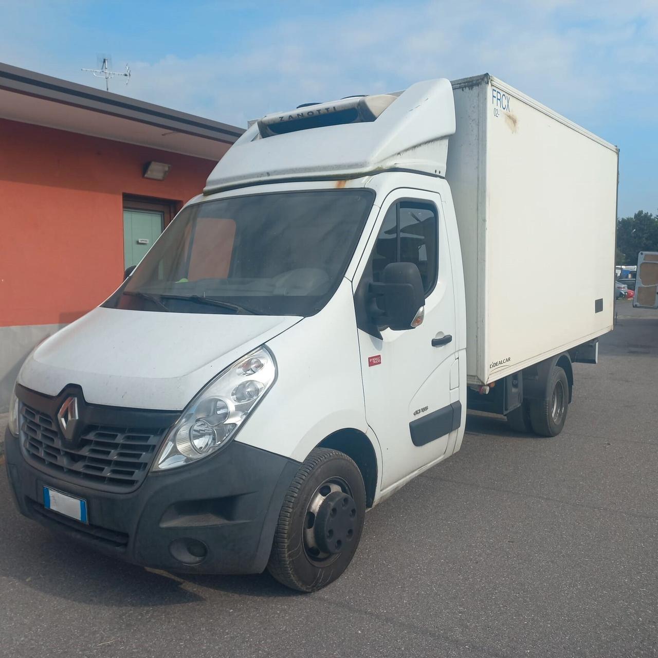 RENAULT MASTER