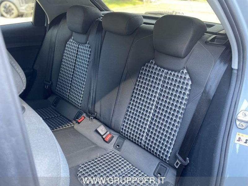 Audi A1 citycarver 30 TFSI Identity Contrast